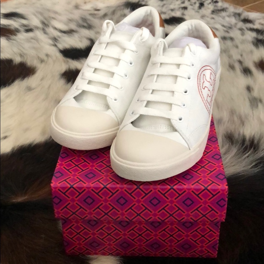 Tory Burch Sneakers